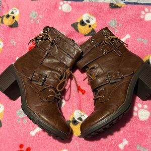 Women’s Brown Lace-Up Block Heel Ankle Boots